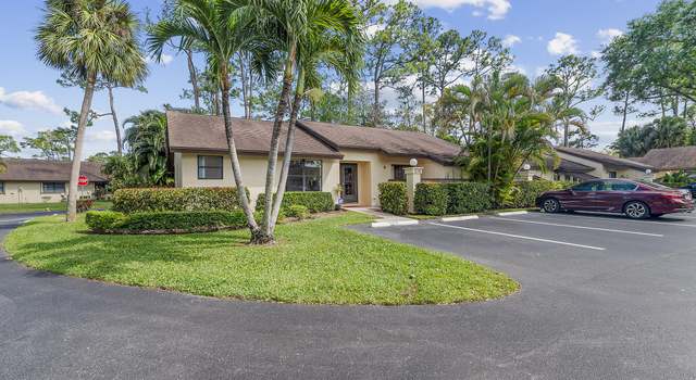 Photo of 106 Roselle Ct, Royal Palm Beach, FL 33411