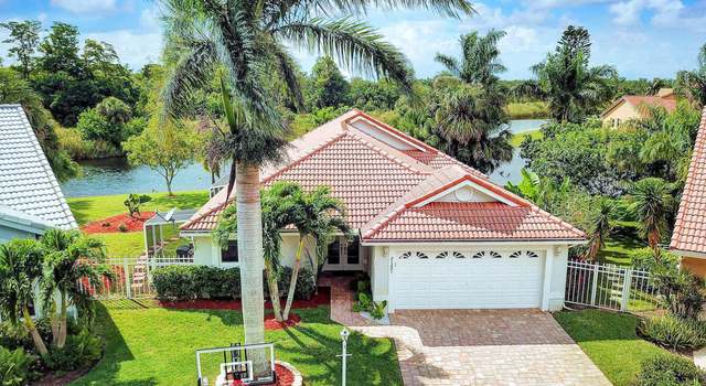 Photo of 21221 Sawmill Ct, Boca Raton, FL 33498