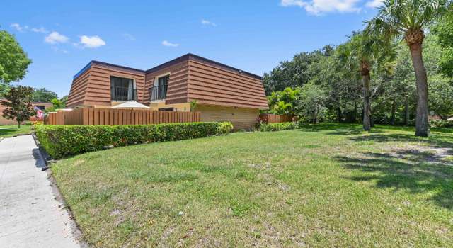 Photo of 3073 30th Ct, Jupiter, FL 33477