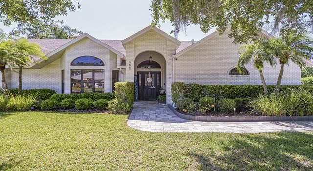 Photo of 988 Spanish Wells Dr, Melbourne, FL 32940