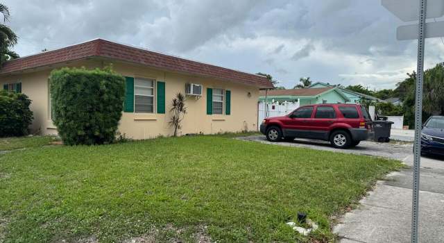 Photo of 4601 Lake Ave, West Palm Beach, FL 33405