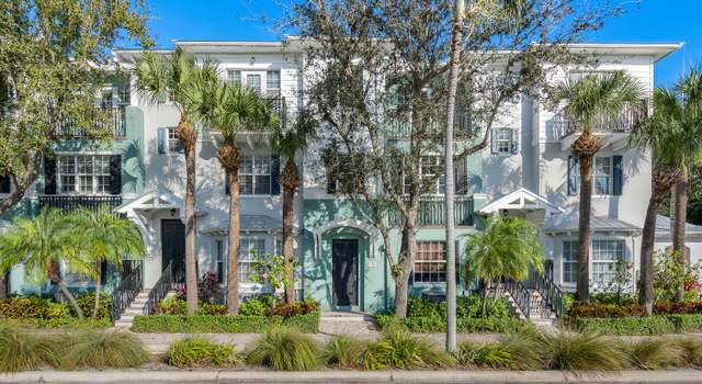 Photo of 332 W Mallory Cir, Delray Beach, FL 33483
