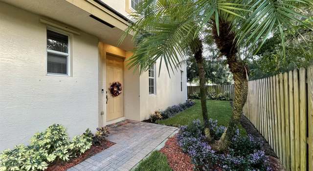Photo of 328 SE Bloxham Way, Stuart, FL 34997