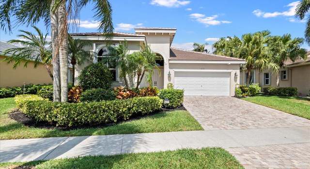 Photo of 4231 Imperial Isle Dr, Lake Worth, FL 33449