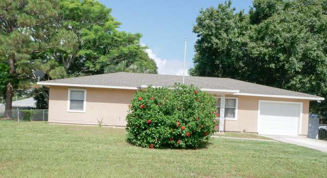 Photo of 4709 Myrtle Dr, Fort Pierce, FL 34982