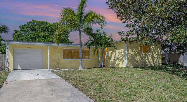 Photo of 1924 Ixora Dr W, Melbourne, FL 32935