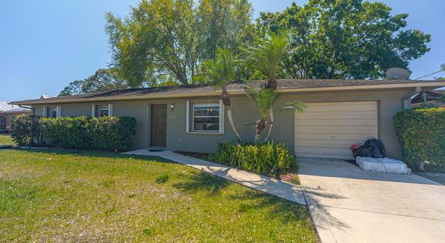 Photo of 374 NW Ferris Dr, Port Saint Lucie, FL 34983