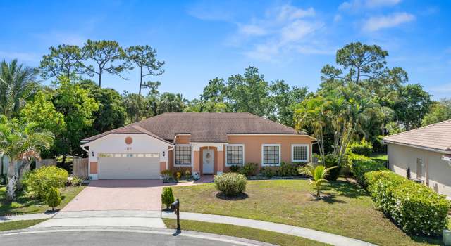 Photo of 116 Churchill Dr, Royal Palm Beach, FL 33411