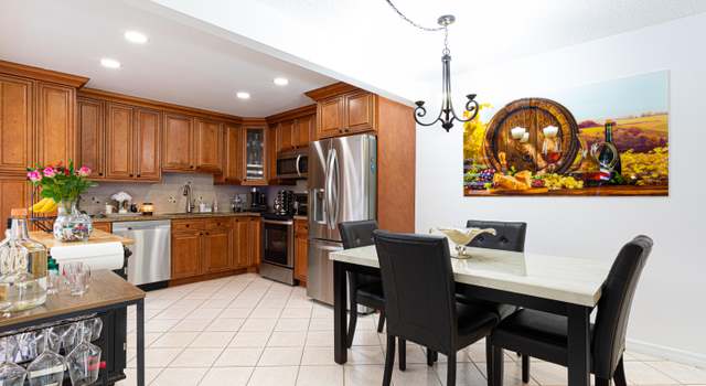 Photo of 149 Woodland Rd, Palm Springs, FL 33461