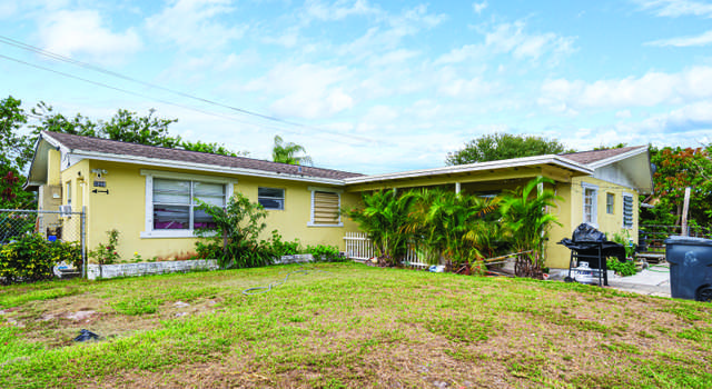 Photo of 3208 Prince Dr, Lake Worth, FL 33461