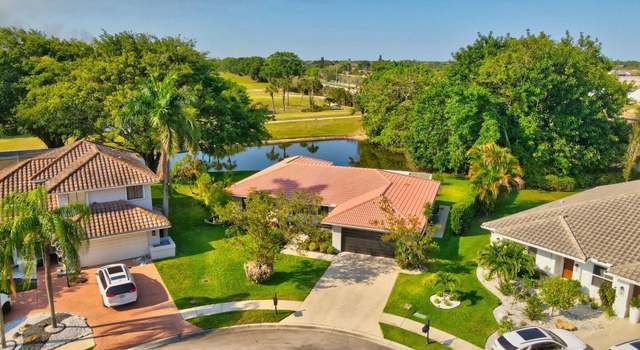Photo of 10049 Harbourtown Ct, Boca Raton, FL 33498