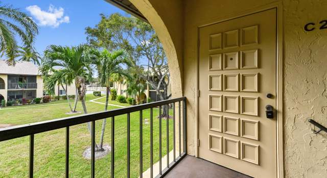 Photo of 303 Pine Ridge Cir Unit C-2, Greenacres, FL 33463