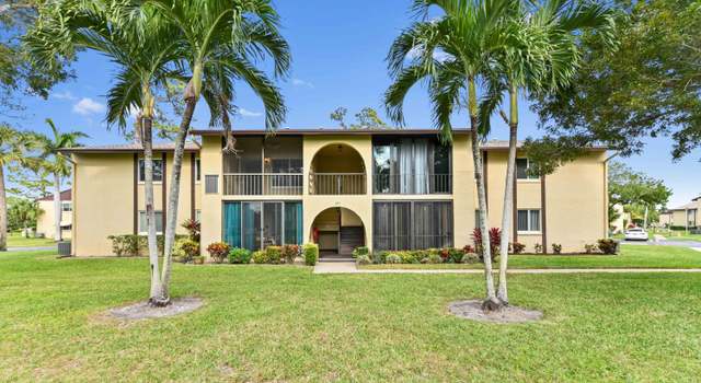 Photo of 303 Pine Ridge Cir Unit C-2, Greenacres, FL 33463