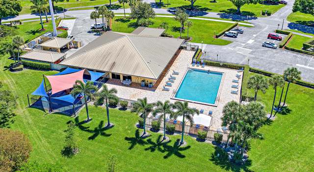 Photo of 5802 Golden Eagle Cir #20, Palm Beach Gardens, FL 33418