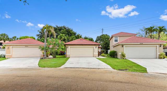Photo of 12203 Brisbane Ln, Wellington, FL 33414