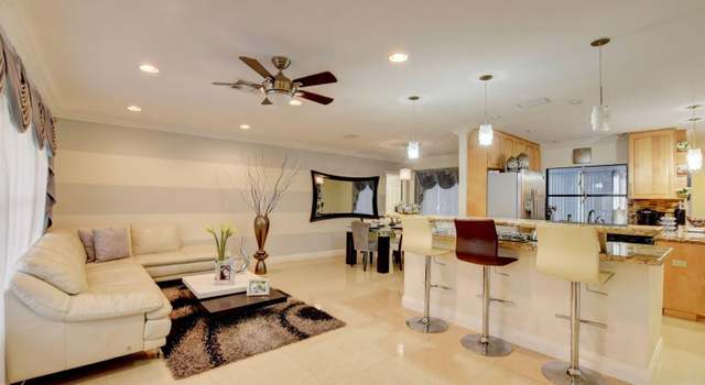 Photo of 5015 N Woodstone Cir N, Lake Worth, FL 33463