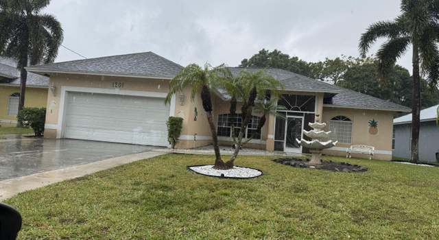 Photo of 1209 Dayman Ave, Fort Pierce, FL 34950