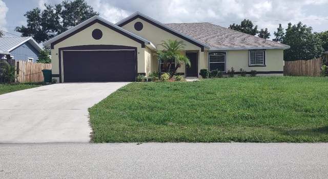 Photo of 1032 SW Castaneda Ln SW, Port Saint Lucie, FL 34953
