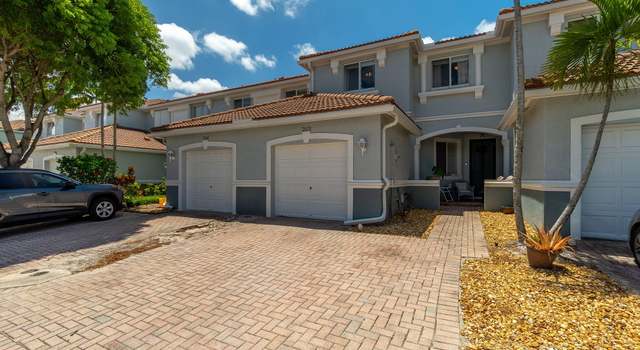 Photo of 2070 Oakhurst Way, Riviera Beach, FL 33404