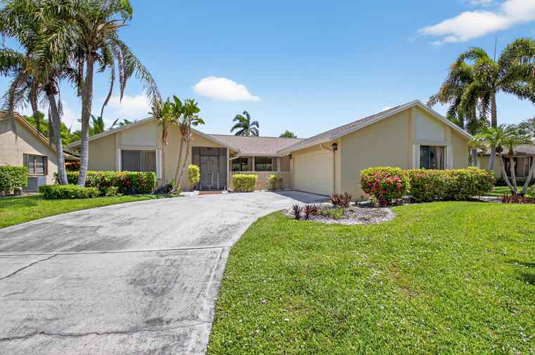 Photo of 2915 NW 14th St Delray Beach, FL 33445
