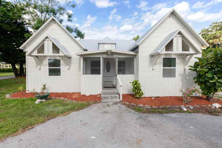 Photo of 3110 Boston Ave Fort Pierce, FL 34947