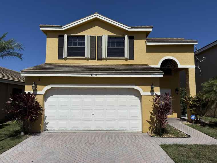 Photo of 3431 NW 112th Ter Coral Springs, FL 33065