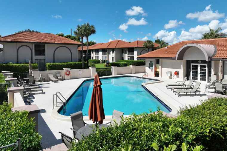 Photo of 350 Club Cir #206 Boca Raton, FL 33487