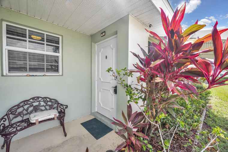 Photo of 912 Savannas Point Dr Unit B Fort Pierce, FL 34982