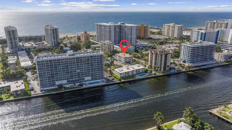 Photo of 424 N Riverside Dr #306 Pompano Beach, FL 33062