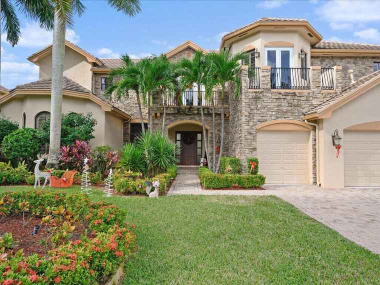 Photo of 10596 Versailles Blvd Wellington, FL 33449