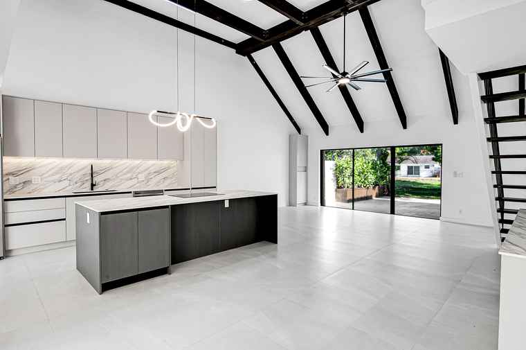 Photo of 6560 Las Flores Dr Boca Raton, FL 33433