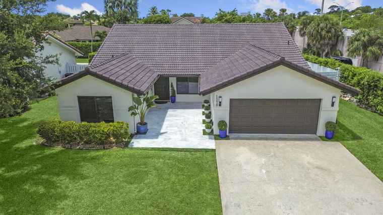 Photo of 1598 SW 19th St Boca Raton, FL 33486