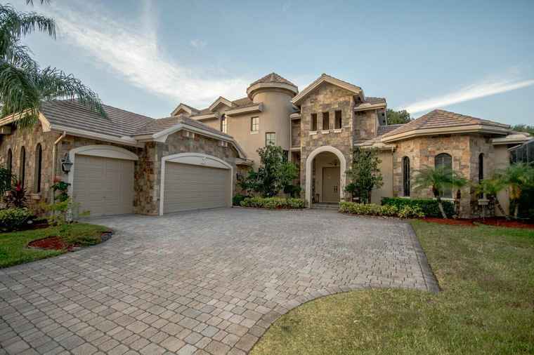 Photo of 10682 Versailles Blvd Wellington, FL 33449
