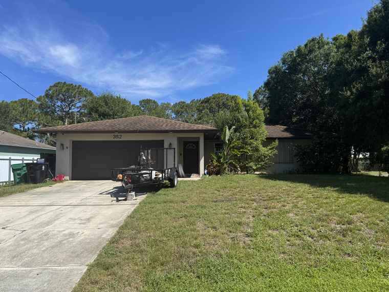 Photo of 352 SW Voltair Ter Port Saint Lucie, FL 34984