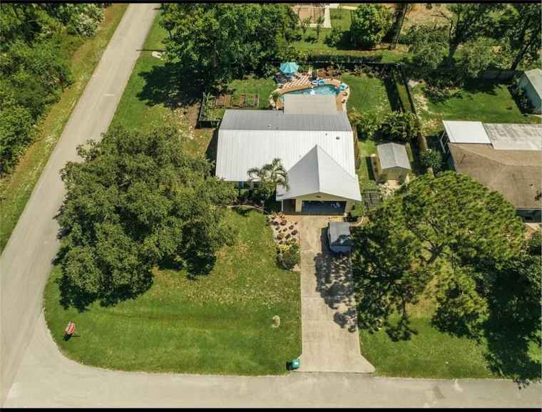 Photo of 7301 Coquina Ave Fort Pierce, FL 34951