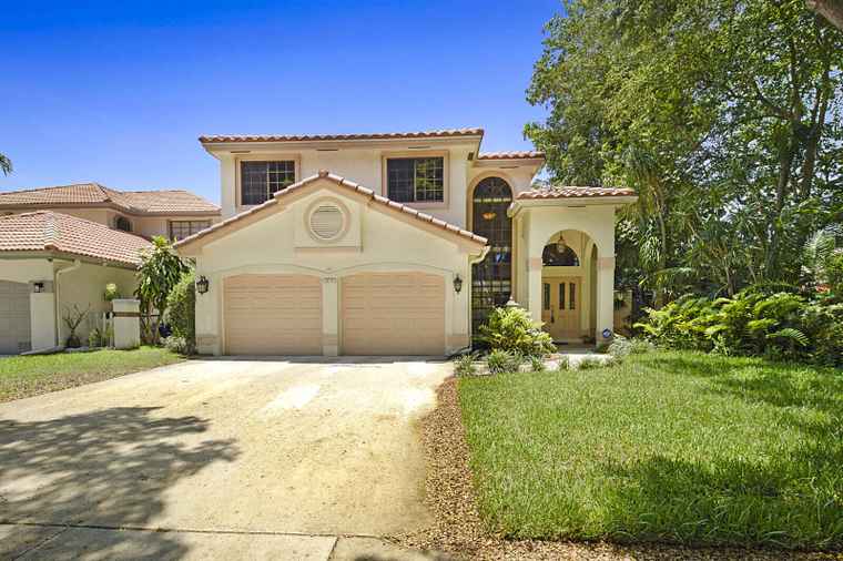 Photo of 677 NW 38th Ave Deerfield Beach, FL 33442