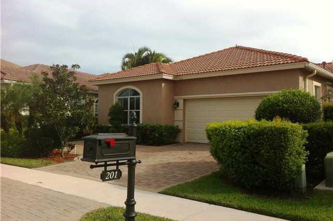 201 Via Condado Palm Beach Gardens Fl 33418 Mls Rx 3302229 Redfin 201 Via Condado Palm Beach Gardens Fl 33418