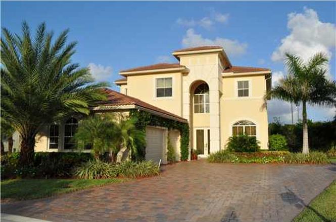 157 Via Condado Palm Beach Gardens Fl 33418 Mls Rx 3168763 Redfin 157 Via Condado Palm Beach Gardens Fl 33418