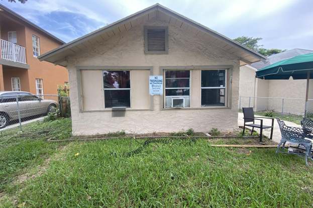 628 55th St West Palm Beach Fl 33407 Mls Rx 10729370 Redfin