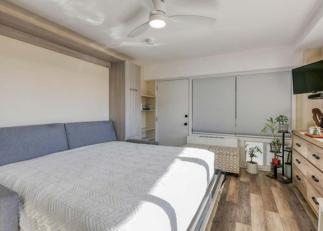 108 S Montpelier Ave #214