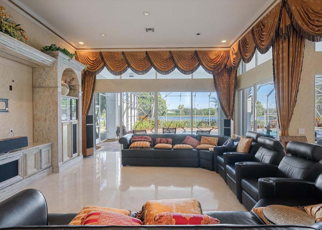 3220 Santa Barbara Dr, Wellington, FL 33414