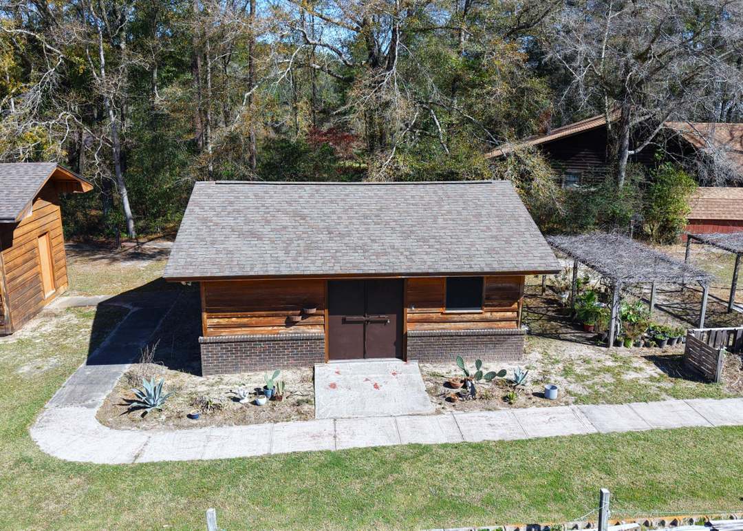 26551 Lakeshore Loop