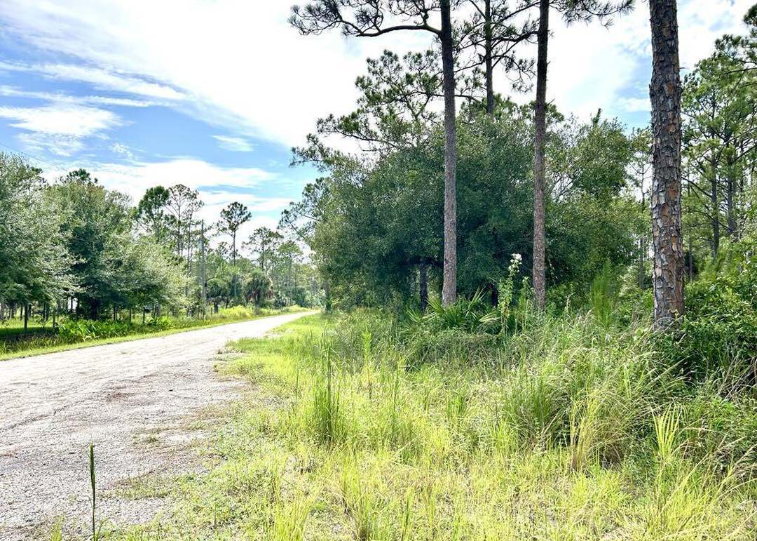 775 Riviera Ave, Clewiston, FL 33440