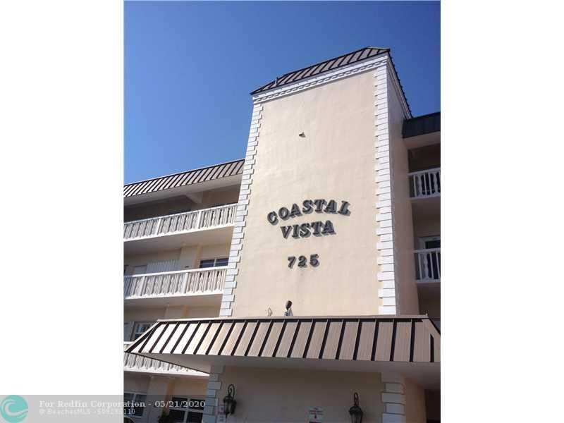 725 Riverside Dr