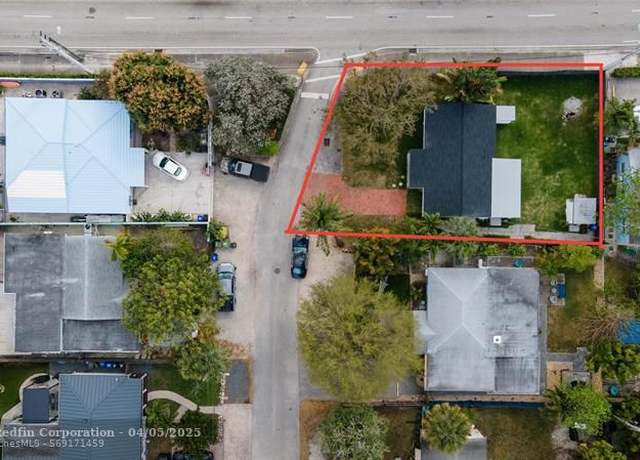 Property at 1141 SW 8th Ter, Fort Lauderdale, FL 33315, 2 beds, 2 baths