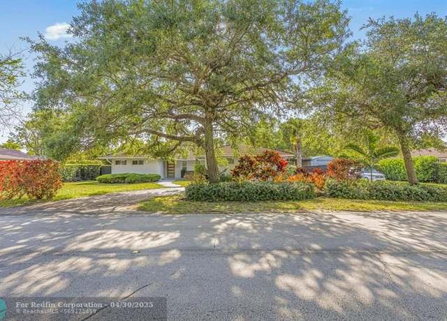 Property at 12230 SW 102nd Ave, Miami, FL 33176, 3 beds, 2 baths