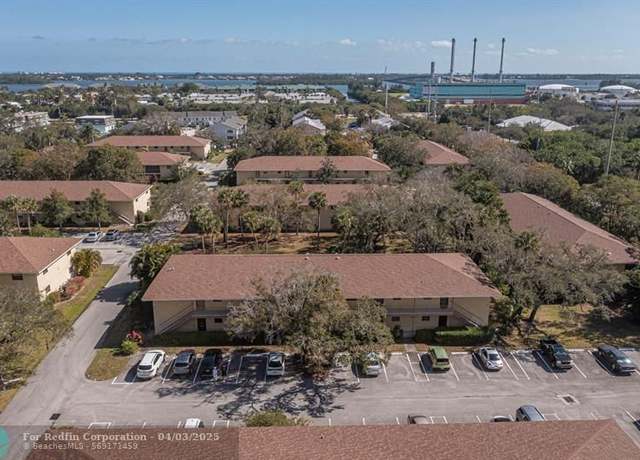 Property at 400 18th St Unit J8, Vero Beach, FL 32960, 2 beds, 2 baths