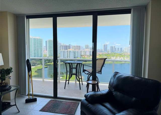 Property at 3675 N Country Club Dr #2007, Miami, FL 33180, 1 bed, 1.5 baths