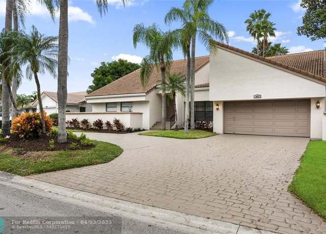Property at 10877 NW 6th St, Coral Springs, FL 33071, 4 beds, 2.5 baths