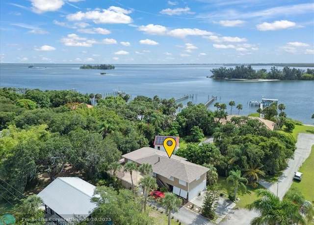 Property at 6570 114th Ln, Sebastian, FL 32958, 5 beds, 3 baths